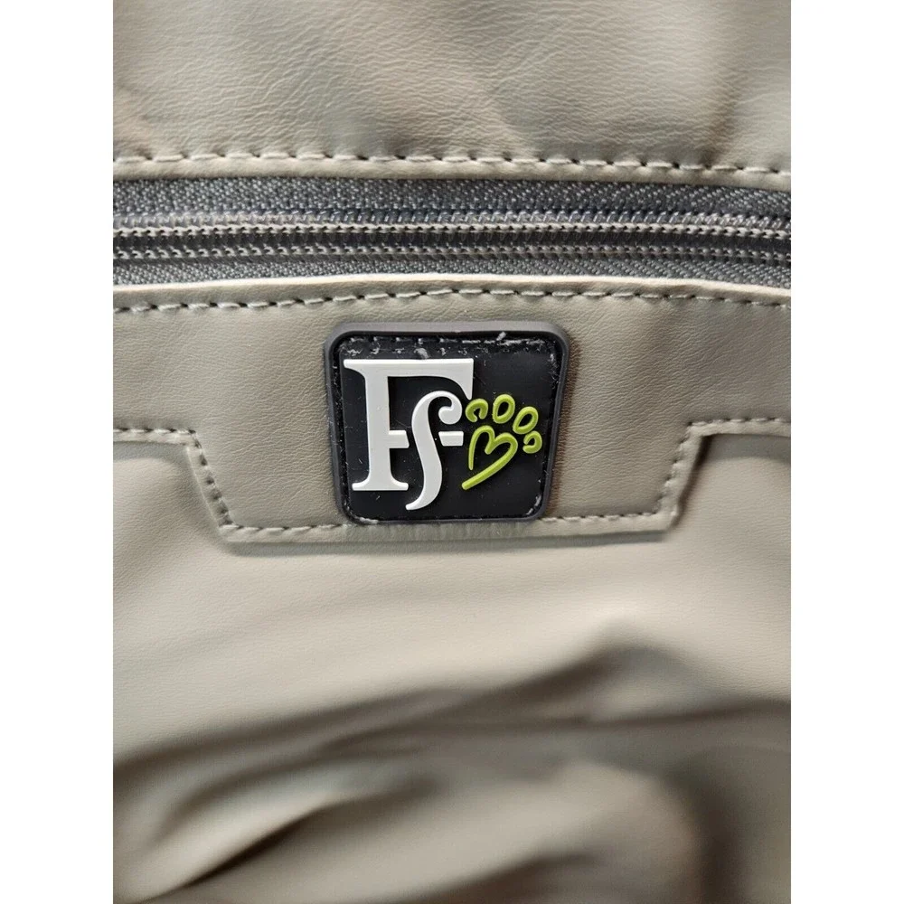 NIB Friends Forever Small Dog Cat Pet Carrier Backpack Pockets Adjustable Straps